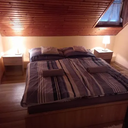 Szilasi Vendeghaz Daire