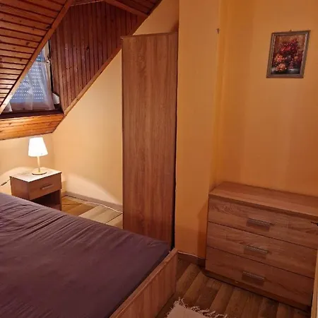 Szilasi Vendeghaz Apartment *