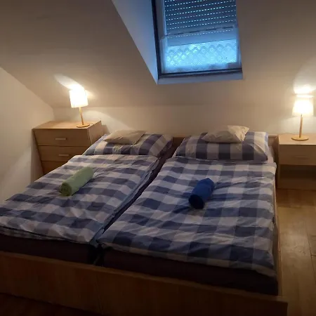 Szilasi Vendeghaz * Tuskevar